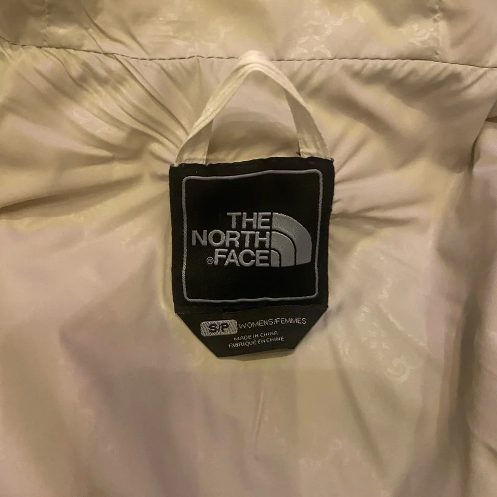 Women's North face 600 series White Hooded Ski Puffer goose down Jacket - Picture 7 of 13